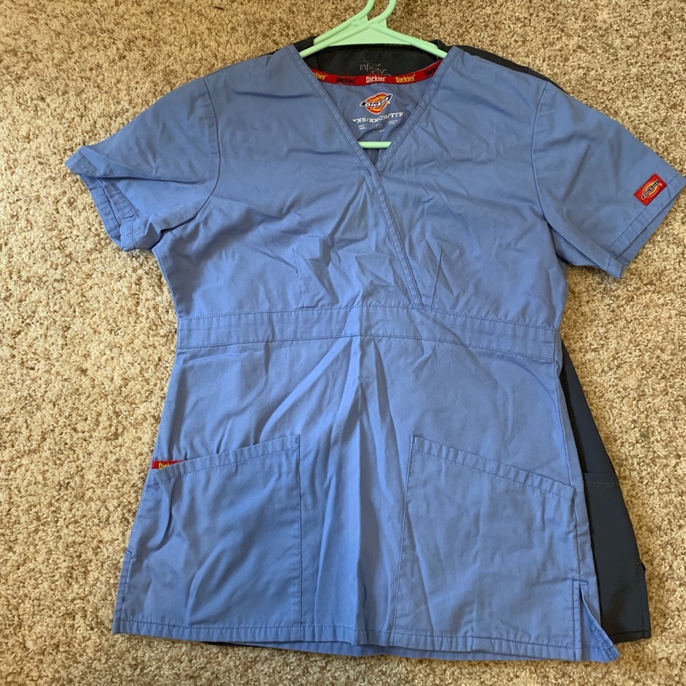 Dickies scrub top XXS